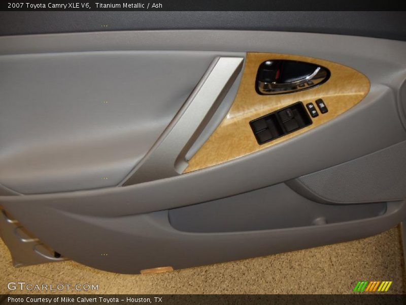 Titanium Metallic / Ash 2007 Toyota Camry XLE V6