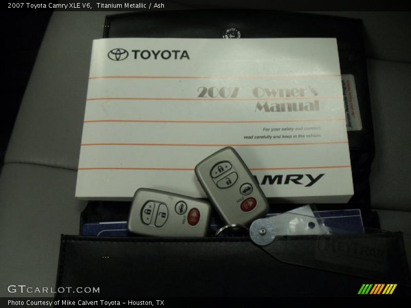 Titanium Metallic / Ash 2007 Toyota Camry XLE V6