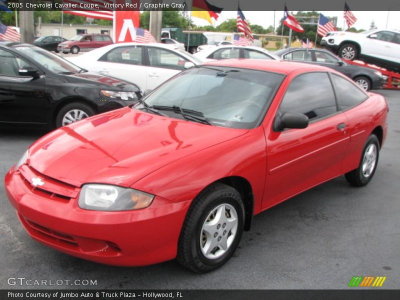 Victory Red / Graphite Gray 2005 Chevrolet Cavalier Coupe