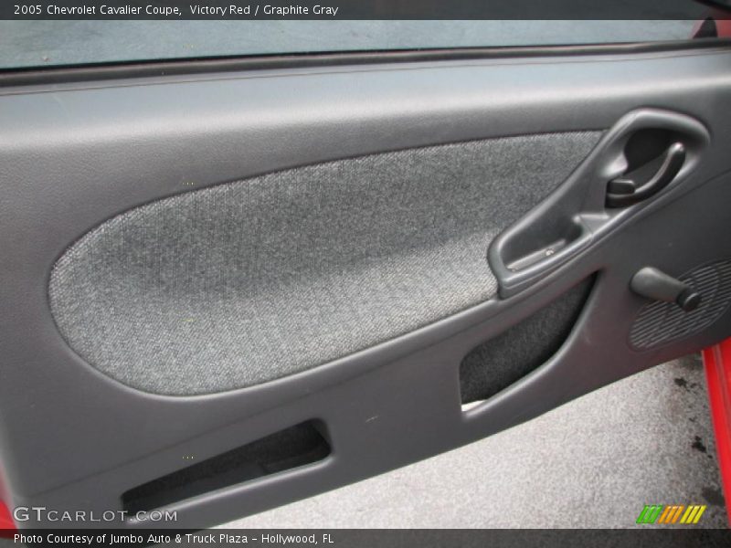 Victory Red / Graphite Gray 2005 Chevrolet Cavalier Coupe