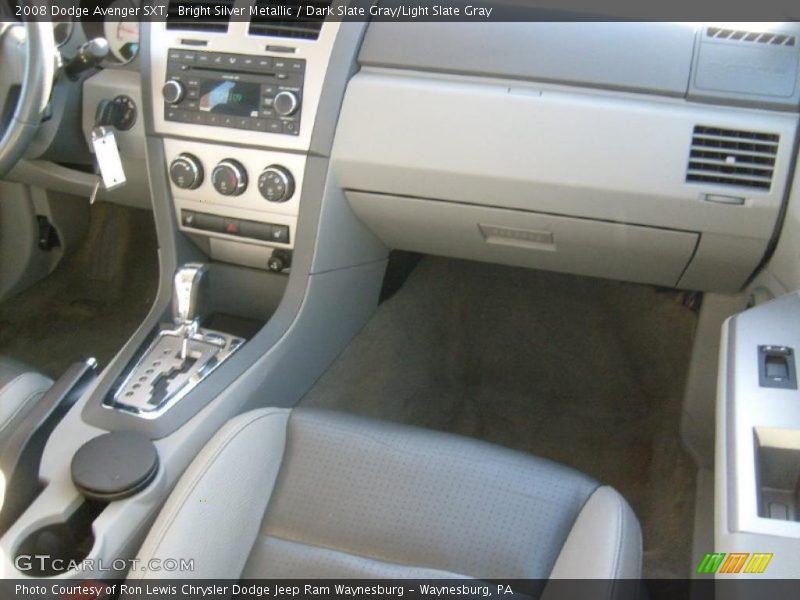 Bright Silver Metallic / Dark Slate Gray/Light Slate Gray 2008 Dodge Avenger SXT