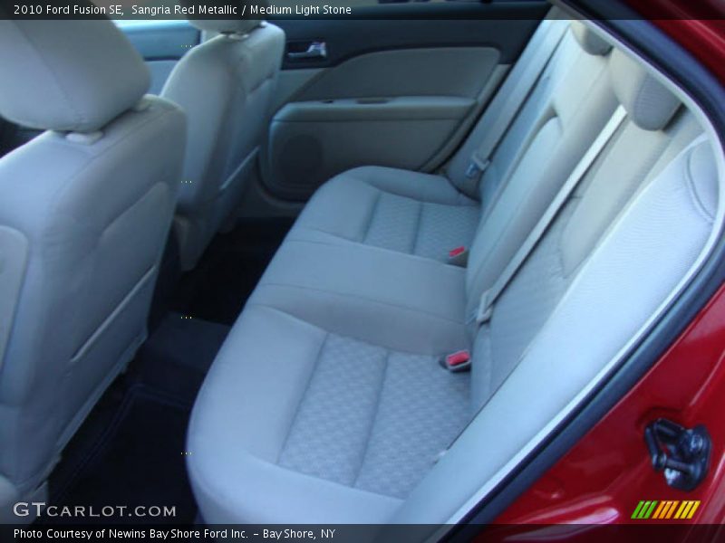  2010 Fusion SE Medium Light Stone Interior