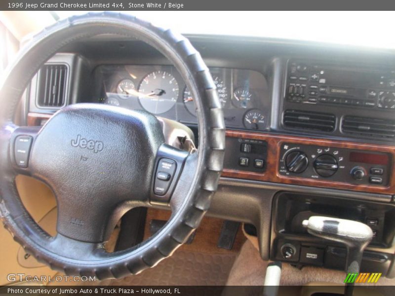 Stone White / Beige 1996 Jeep Grand Cherokee Limited 4x4