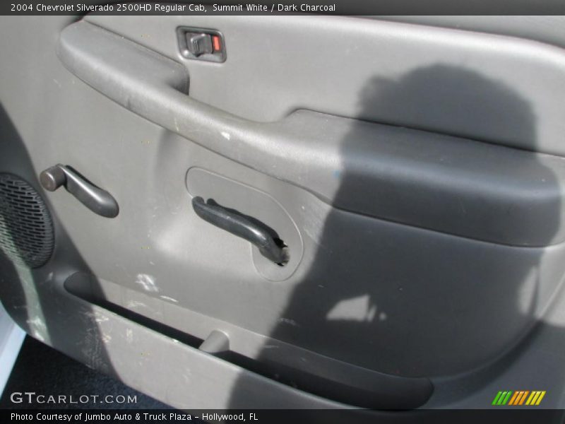 Summit White / Dark Charcoal 2004 Chevrolet Silverado 2500HD Regular Cab