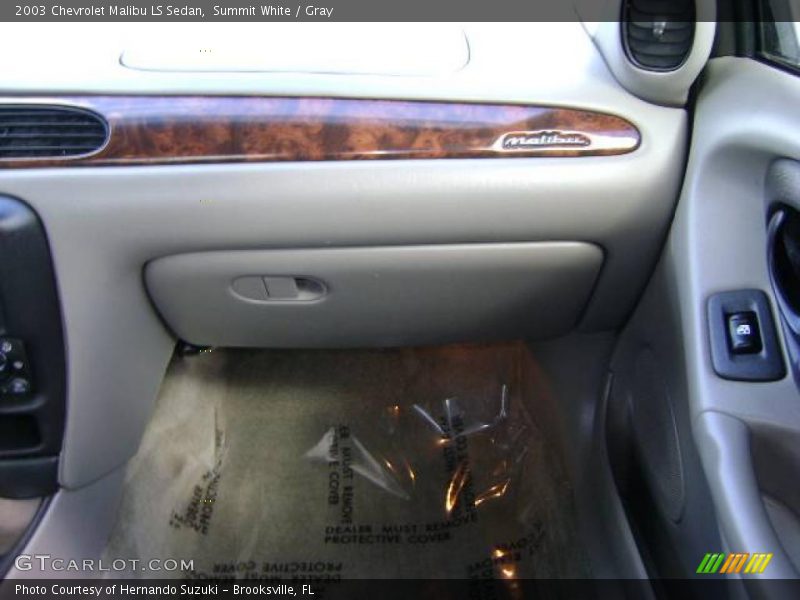 Summit White / Gray 2003 Chevrolet Malibu LS Sedan