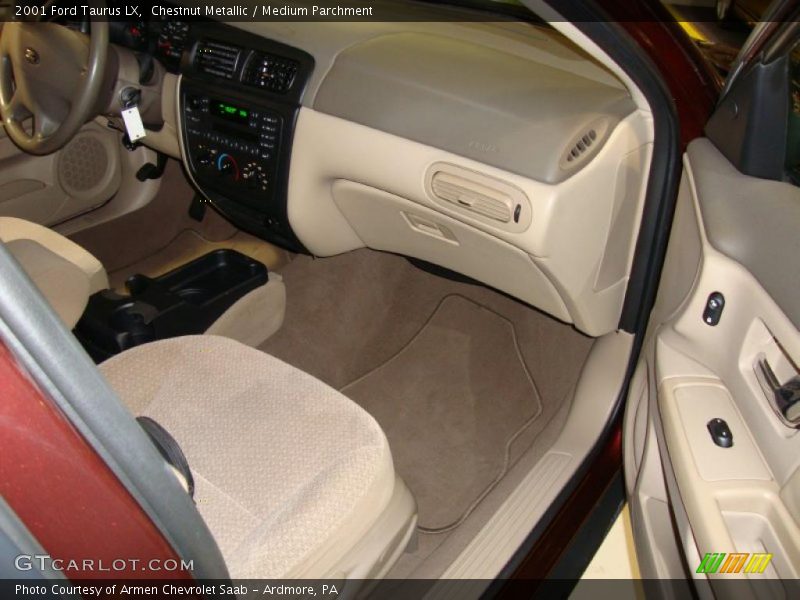 Chestnut Metallic / Medium Parchment 2001 Ford Taurus LX