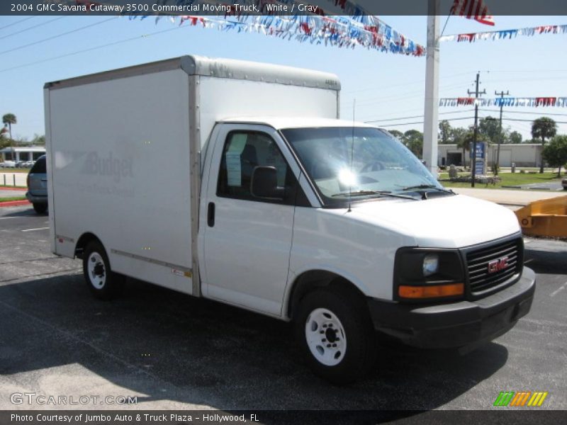 White / Gray 2004 GMC Savana Cutaway 3500 Commercial Moving Truck