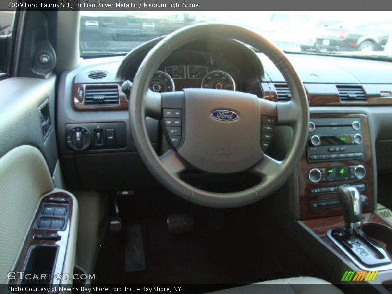 Dashboard of 2009 Taurus SEL