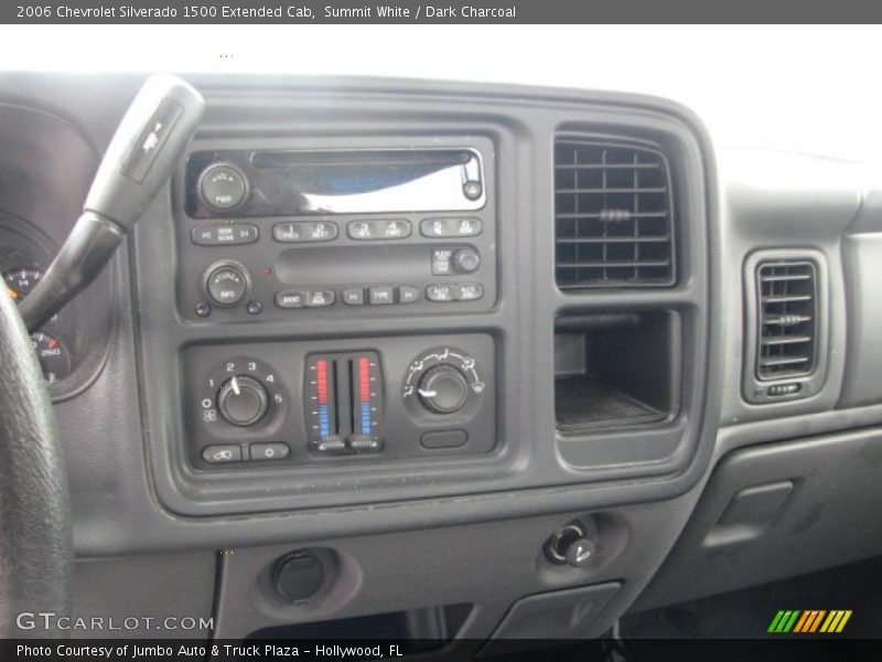 Controls of 2006 Silverado 1500 Extended Cab