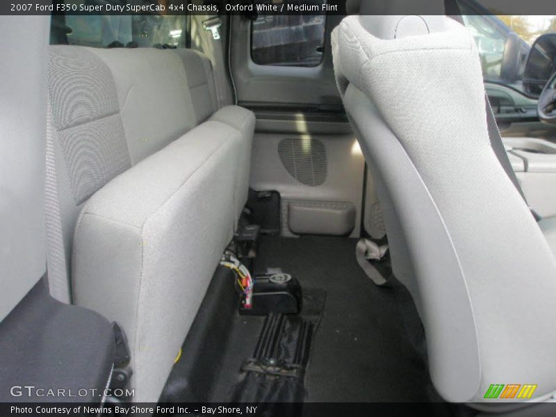Oxford White / Medium Flint 2007 Ford F350 Super Duty SuperCab 4x4 Chassis