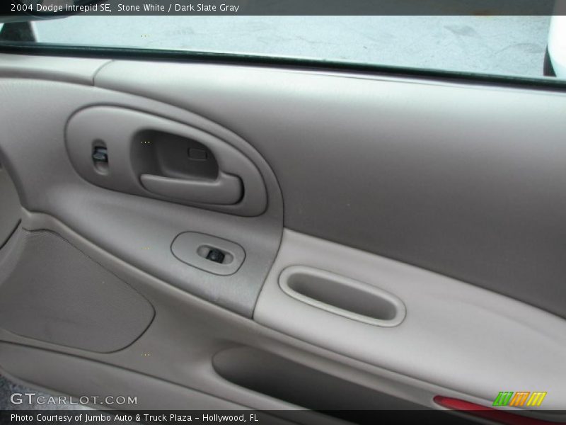 Door Panel of 2004 Intrepid SE