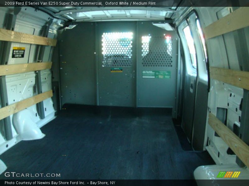 Oxford White / Medium Flint 2009 Ford E Series Van E250 Super Duty Commercial