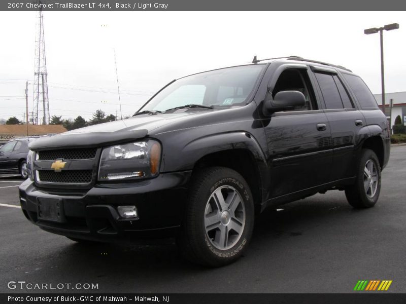 Black / Light Gray 2007 Chevrolet TrailBlazer LT 4x4