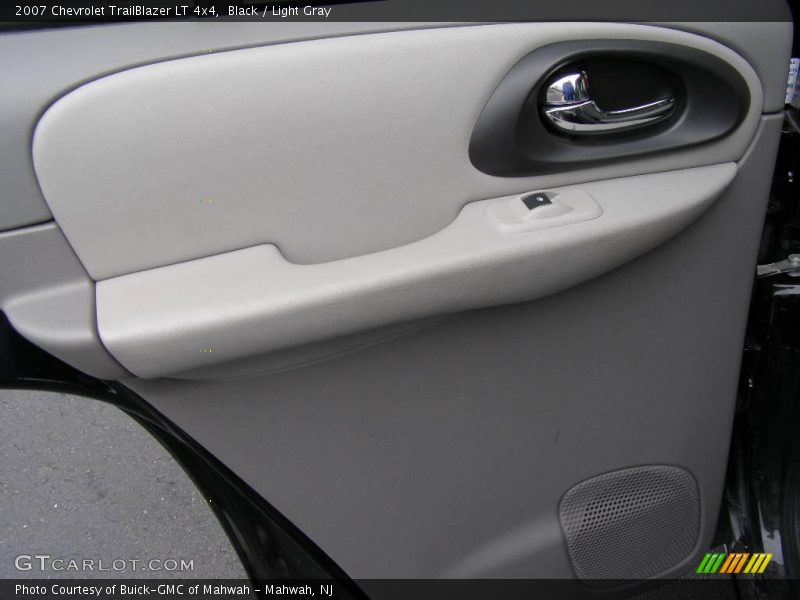 Black / Light Gray 2007 Chevrolet TrailBlazer LT 4x4