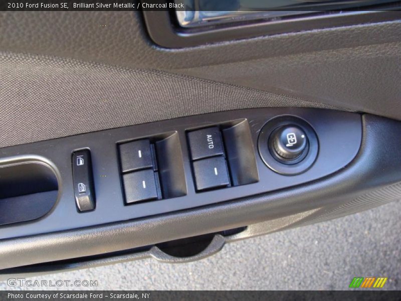 Brilliant Silver Metallic / Charcoal Black 2010 Ford Fusion SE