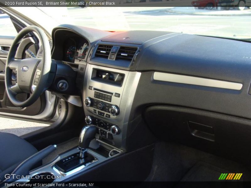 Dashboard of 2010 Fusion SE