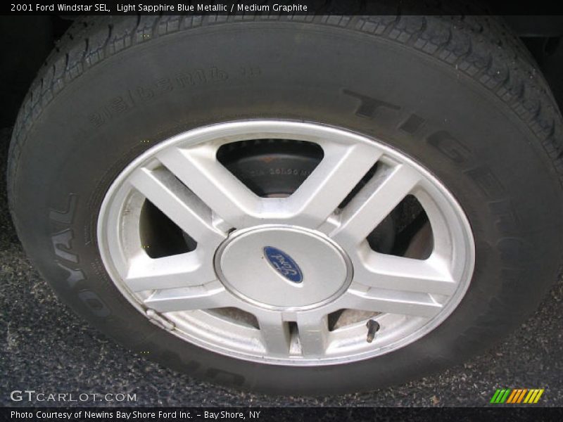 2001 Windstar SEL Wheel
