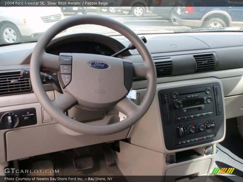 Dashboard of 2004 Freestar SE