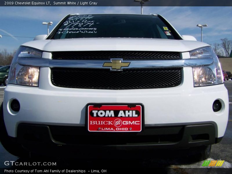 Summit White / Light Gray 2009 Chevrolet Equinox LT
