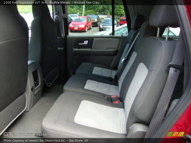  2006 Expedition XLT 4x4 Medium Flint Grey Interior