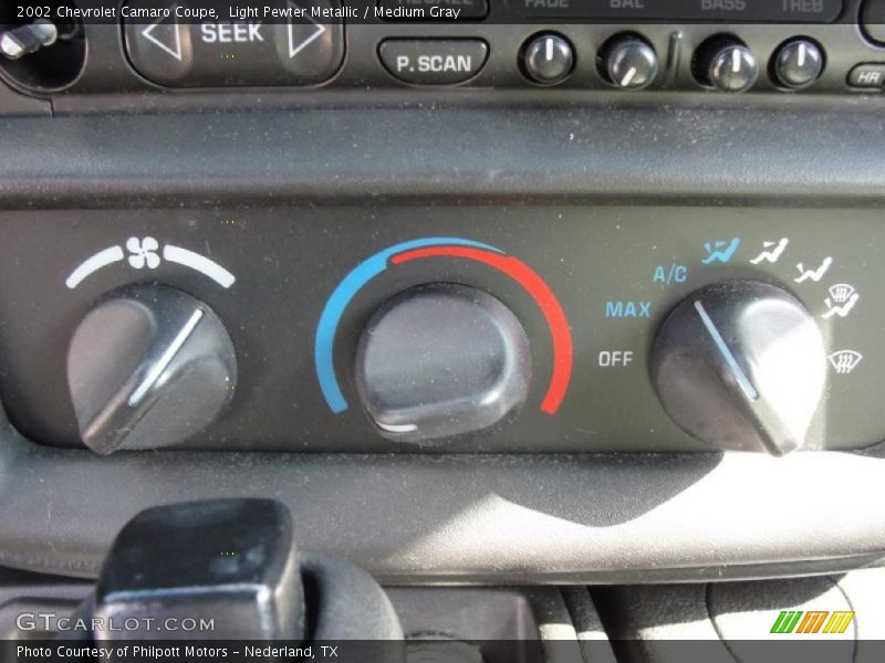 Controls of 2002 Camaro Coupe