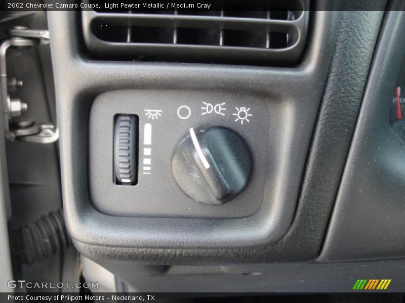 Controls of 2002 Camaro Coupe