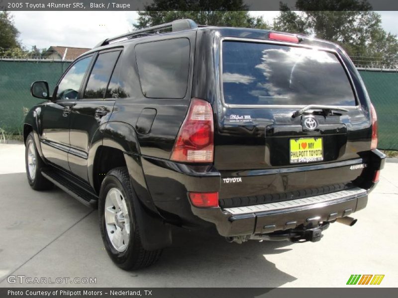 Black / Taupe 2005 Toyota 4Runner SR5