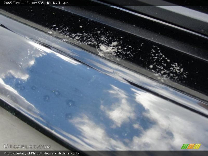 Black / Taupe 2005 Toyota 4Runner SR5
