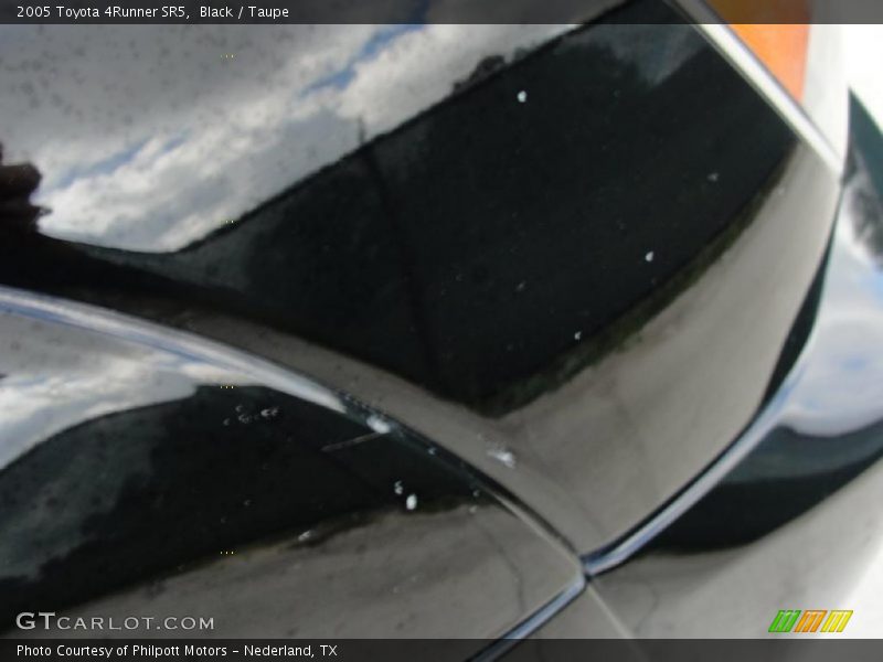 Black / Taupe 2005 Toyota 4Runner SR5