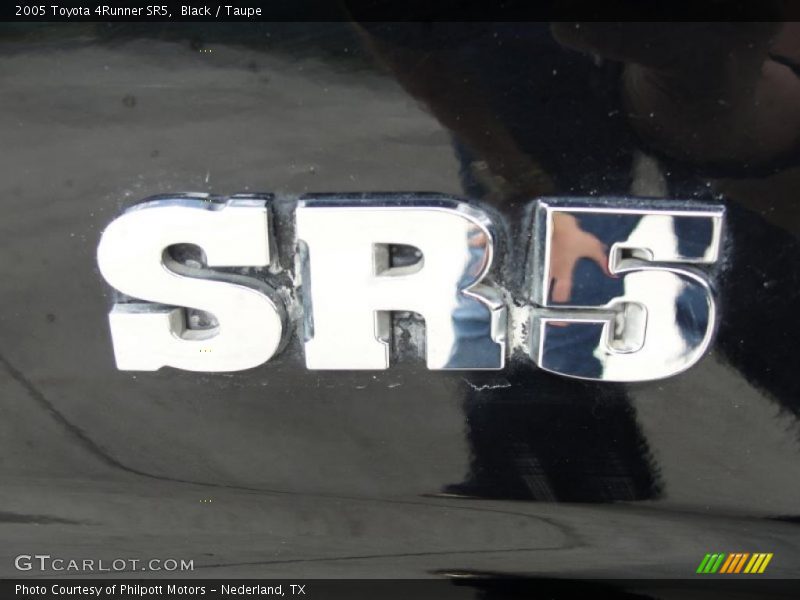 Black / Taupe 2005 Toyota 4Runner SR5