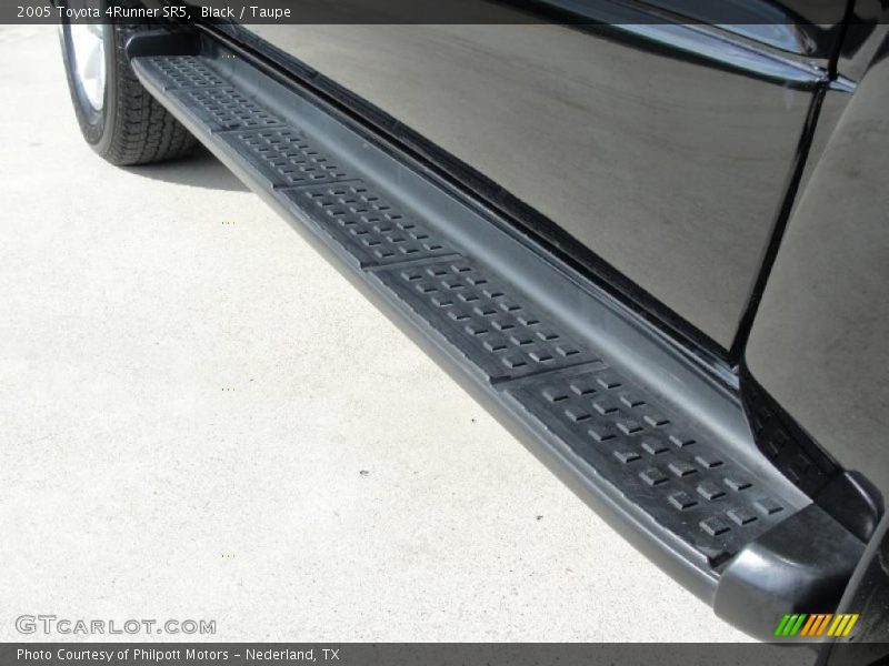 Black / Taupe 2005 Toyota 4Runner SR5