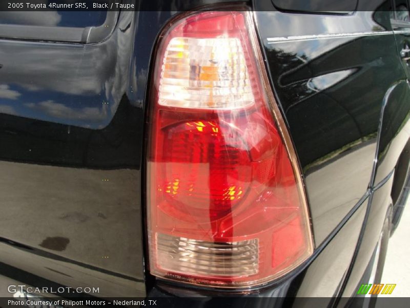 Black / Taupe 2005 Toyota 4Runner SR5
