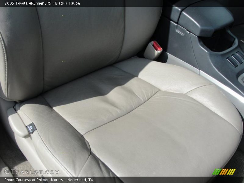 Black / Taupe 2005 Toyota 4Runner SR5