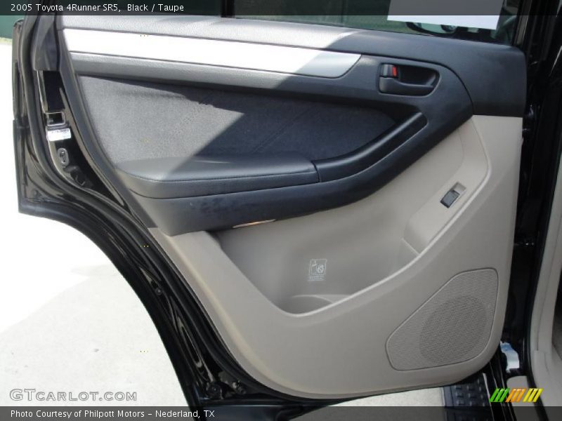 Black / Taupe 2005 Toyota 4Runner SR5