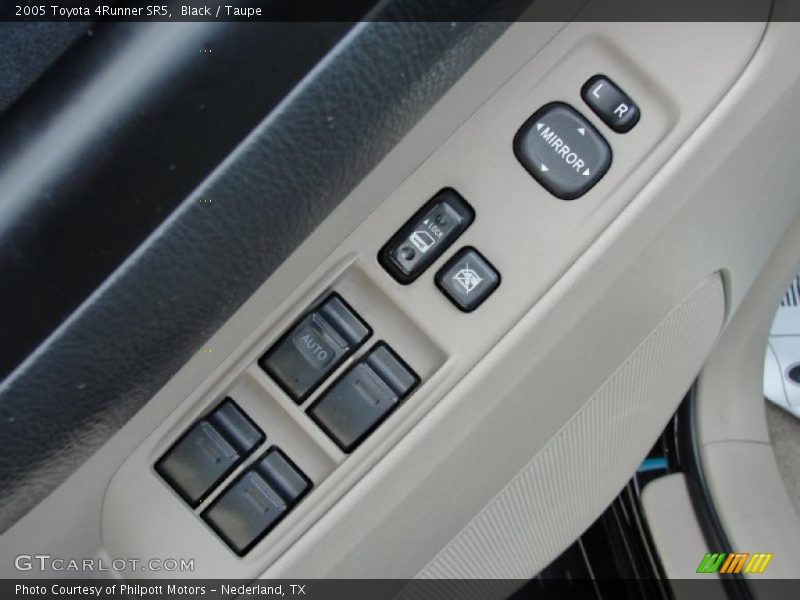 Black / Taupe 2005 Toyota 4Runner SR5
