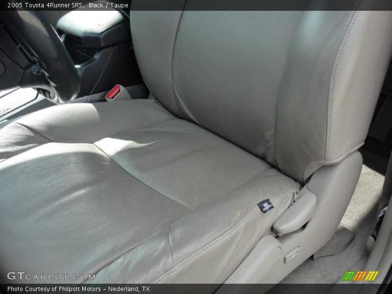 Black / Taupe 2005 Toyota 4Runner SR5