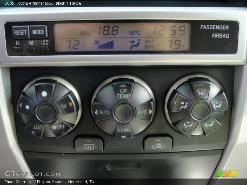 Black / Taupe 2005 Toyota 4Runner SR5