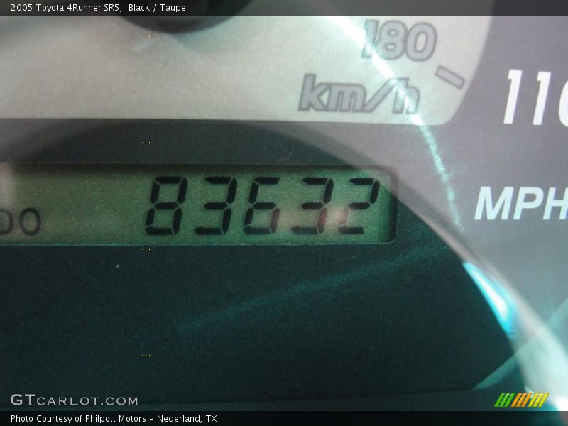 Black / Taupe 2005 Toyota 4Runner SR5