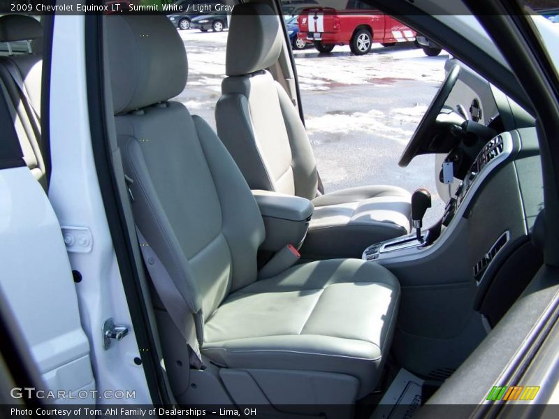 Summit White / Light Gray 2009 Chevrolet Equinox LT