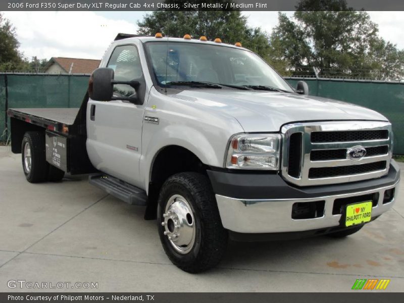 Silver Metallic / Medium Flint 2006 Ford F350 Super Duty XLT Regular Cab 4x4 Chassis