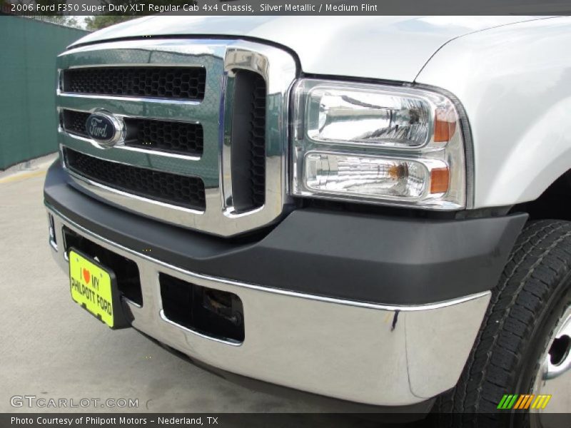 Silver Metallic / Medium Flint 2006 Ford F350 Super Duty XLT Regular Cab 4x4 Chassis