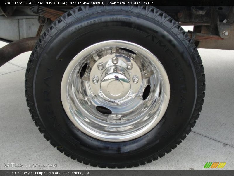 Silver Metallic / Medium Flint 2006 Ford F350 Super Duty XLT Regular Cab 4x4 Chassis