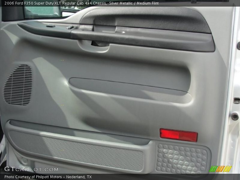 Silver Metallic / Medium Flint 2006 Ford F350 Super Duty XLT Regular Cab 4x4 Chassis