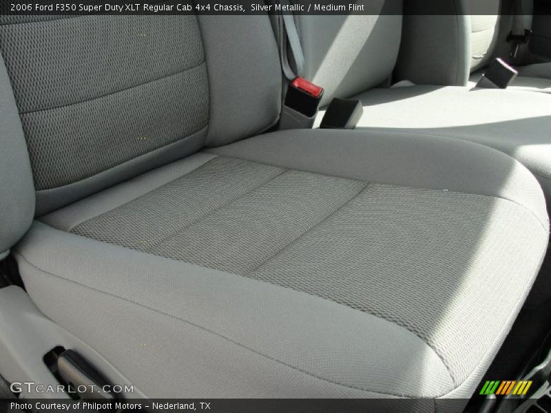 Silver Metallic / Medium Flint 2006 Ford F350 Super Duty XLT Regular Cab 4x4 Chassis