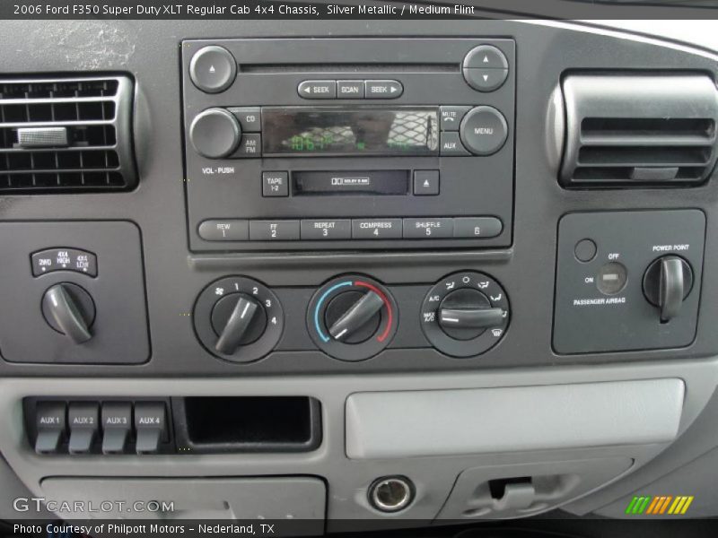 Silver Metallic / Medium Flint 2006 Ford F350 Super Duty XLT Regular Cab 4x4 Chassis