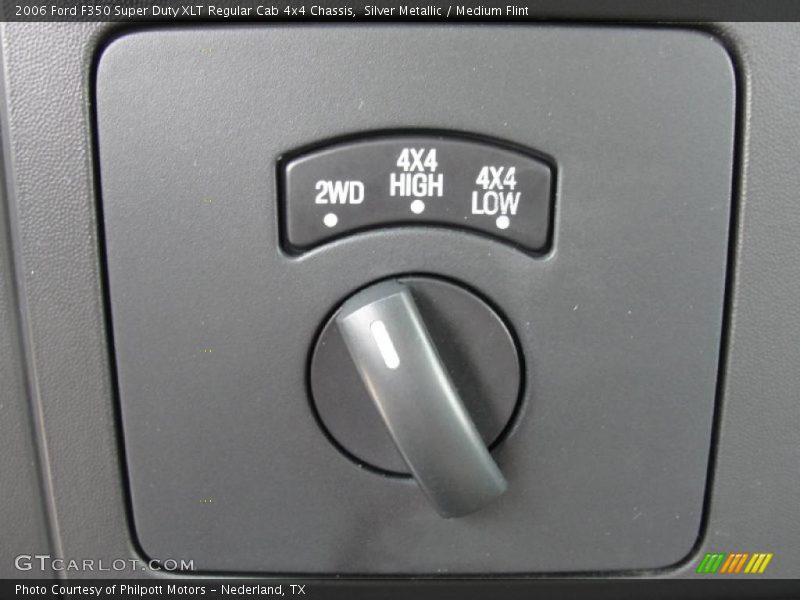 Silver Metallic / Medium Flint 2006 Ford F350 Super Duty XLT Regular Cab 4x4 Chassis