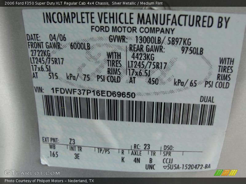 Silver Metallic / Medium Flint 2006 Ford F350 Super Duty XLT Regular Cab 4x4 Chassis