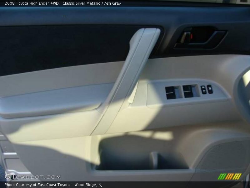 Classic Silver Metallic / Ash Gray 2008 Toyota Highlander 4WD