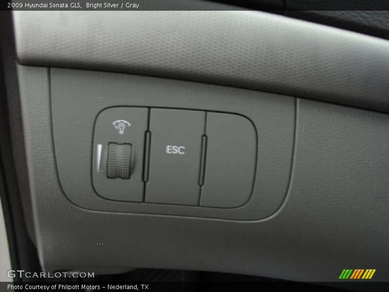 Bright Silver / Gray 2009 Hyundai Sonata GLS