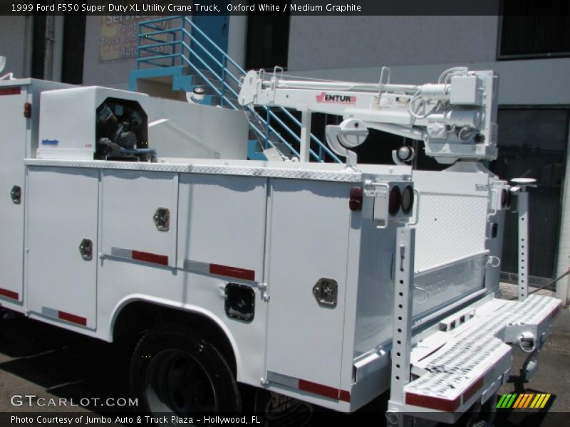  1999 F550 Super Duty XL Utility Crane Truck Oxford White